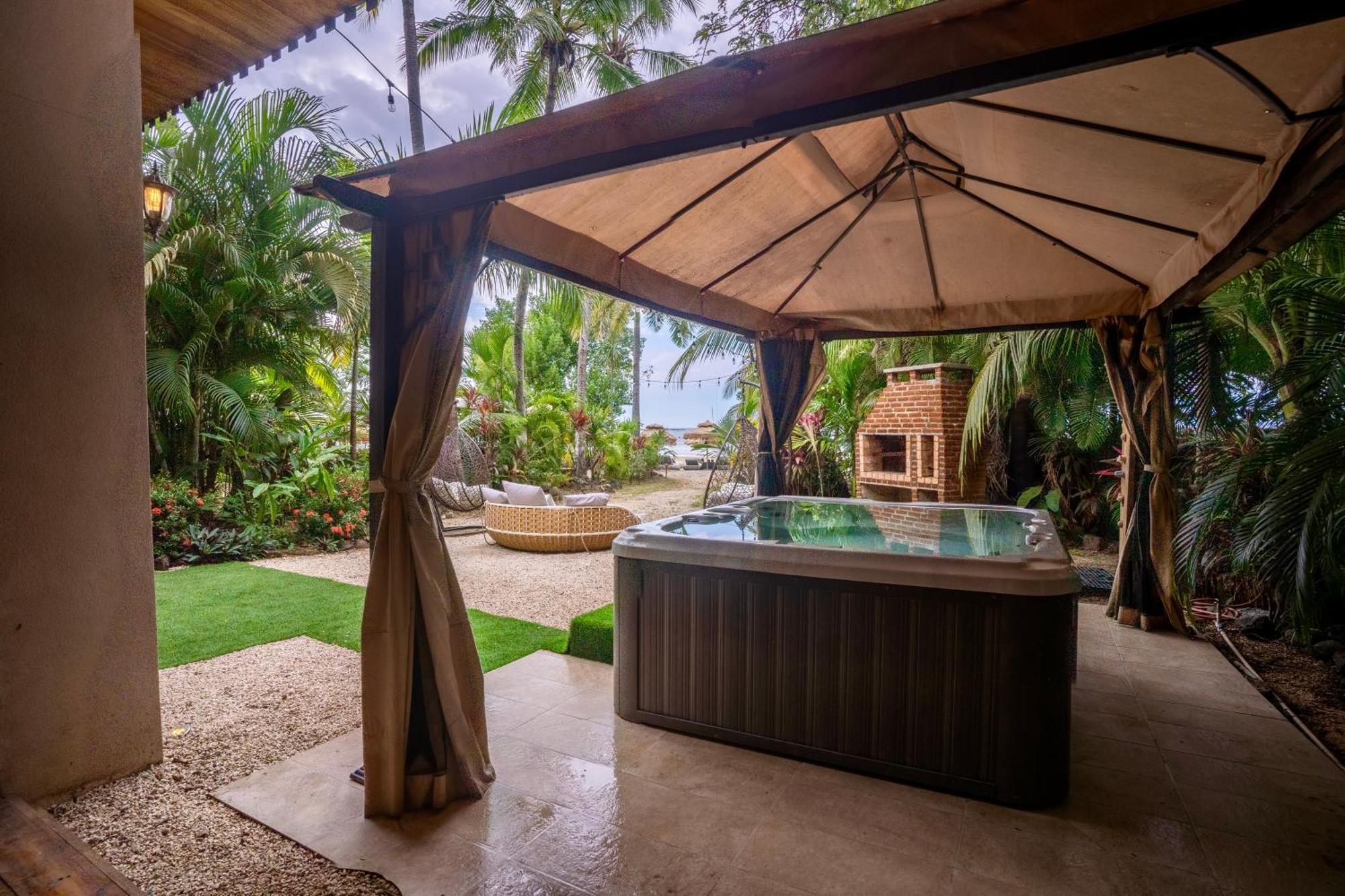 Ocho Artisan Bungalows (Adults Only) Tamarindo Eksteriør bilde