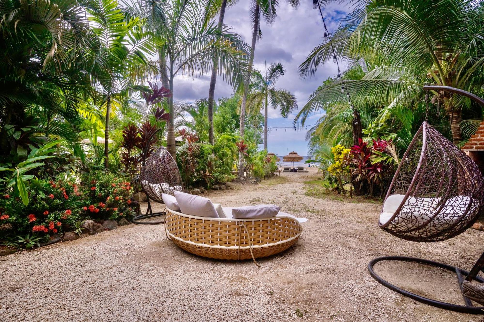 Ocho Artisan Bungalows (Adults Only) Tamarindo Eksteriør bilde