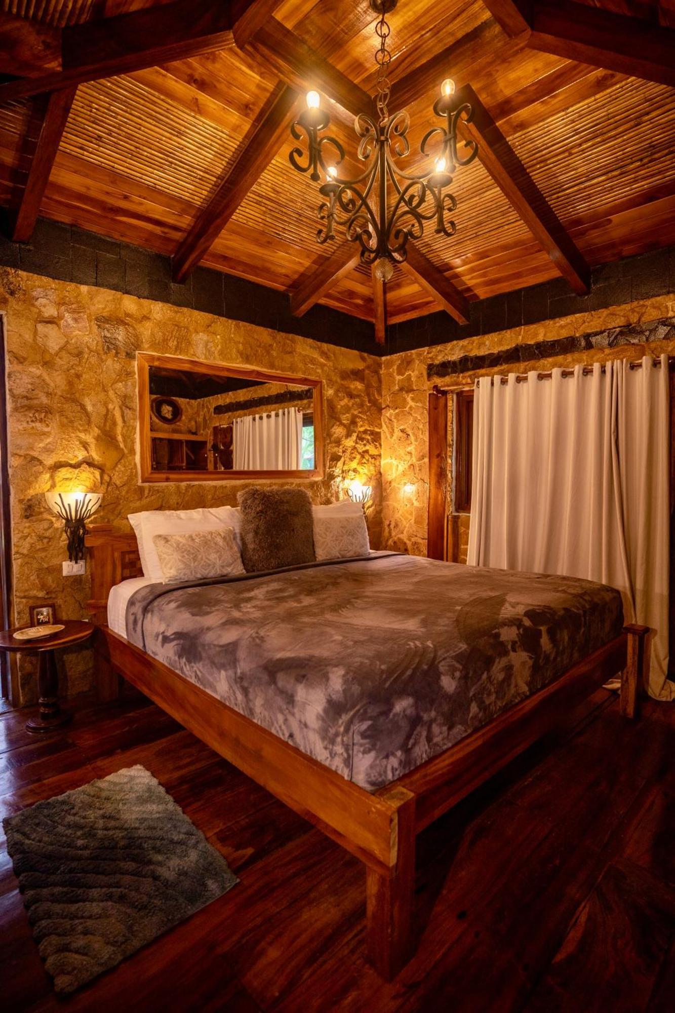 Ocho Artisan Bungalows (Adults Only) Tamarindo Eksteriør bilde