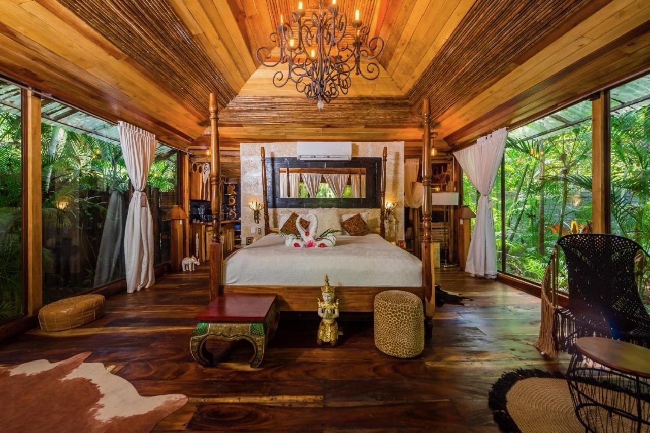 Ocho Artisan Bungalows (Adults Only) Tamarindo Eksteriør bilde